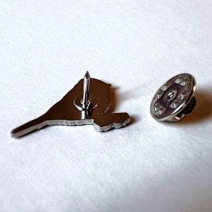 Крепление значка